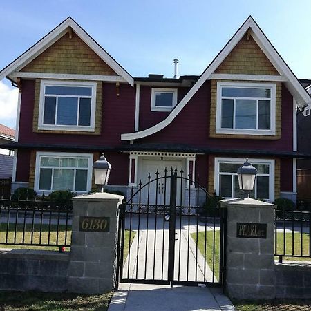 Vancouver Home Inn By Elevate Rooms Burnaby Exterior foto