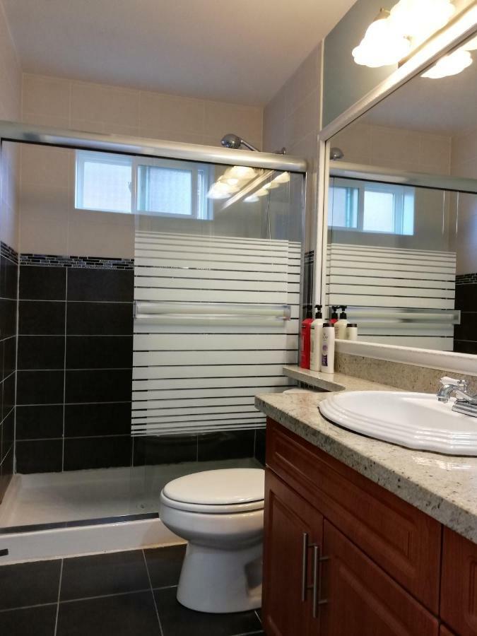 Vancouver Home Inn By Elevate Rooms Burnaby Exterior foto
