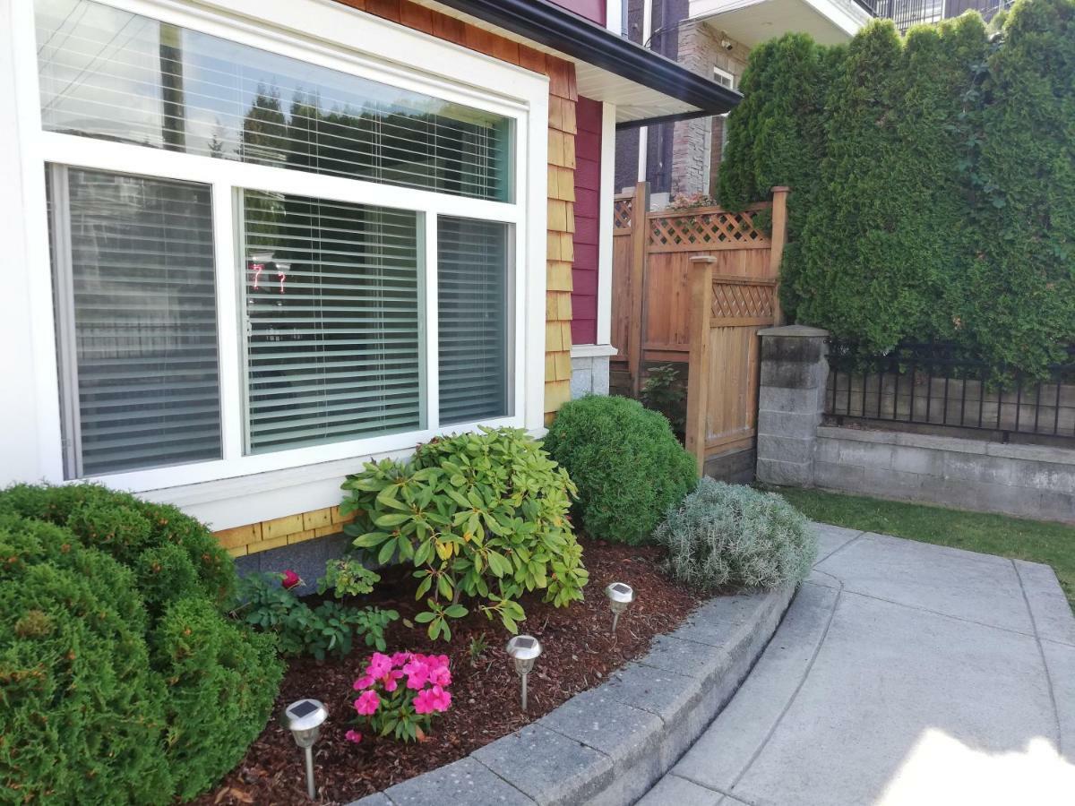 Vancouver Home Inn By Elevate Rooms Burnaby Exterior foto